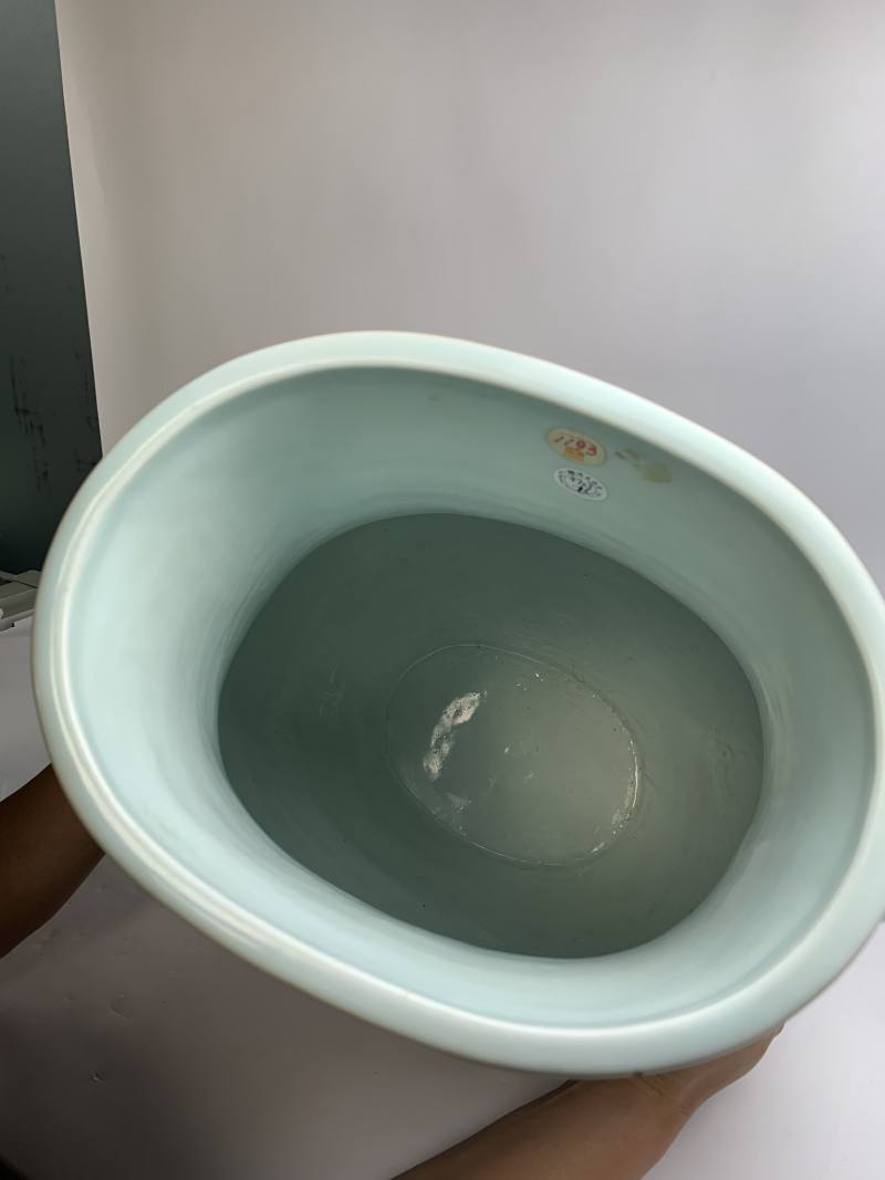 清乾隆 青花缠枝莲双龙耳尊 - 图11