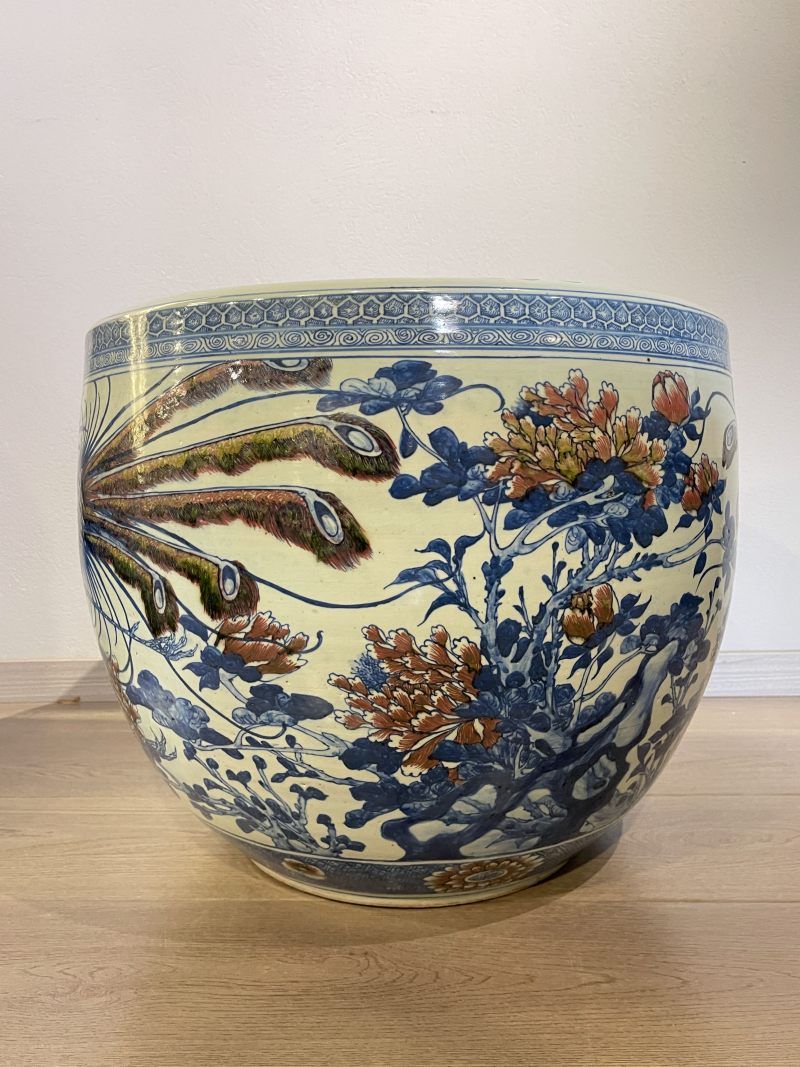 清中期 青花釉里红牡丹锦鸡图大缸 - 图5