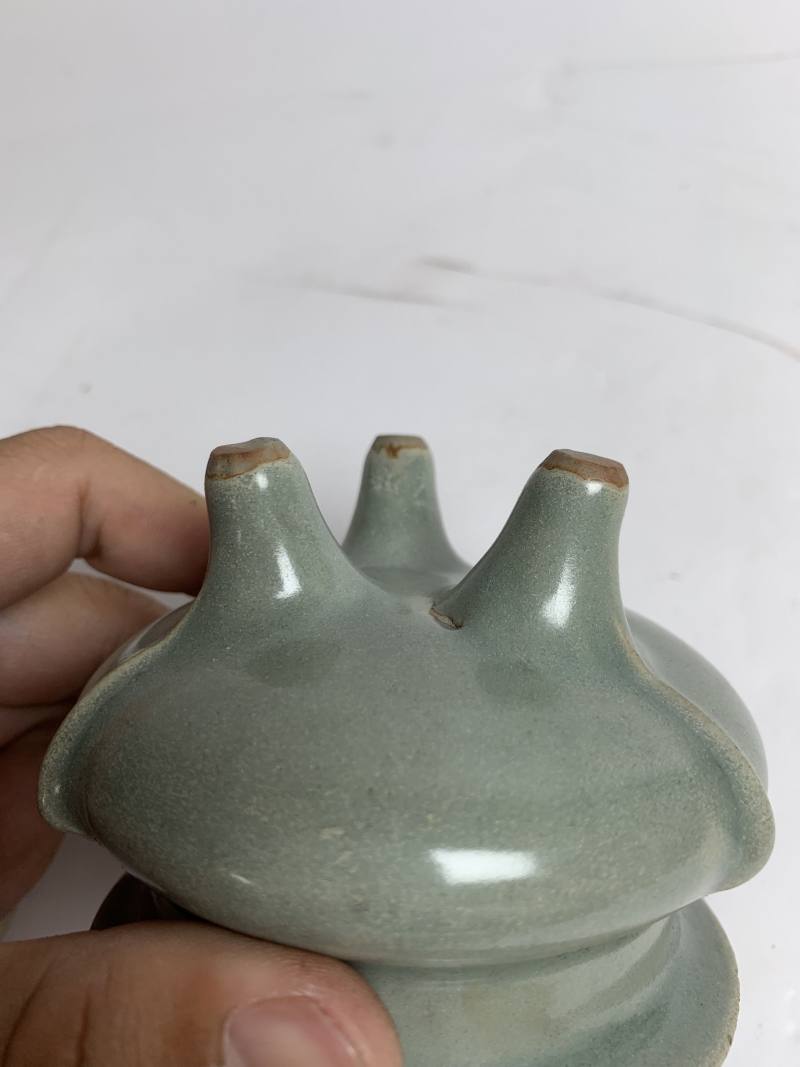 清 龙泉青釉鬲式炉 - 图10