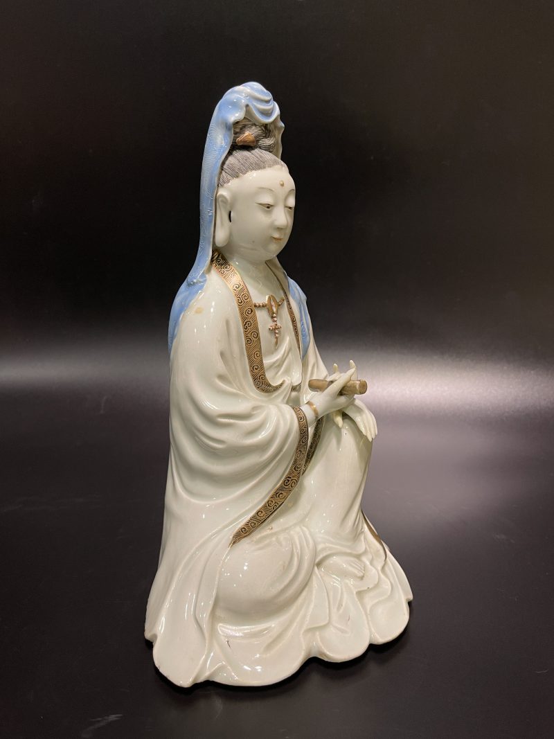 清乾隆 唐窑粉彩观音坐像 - 图6