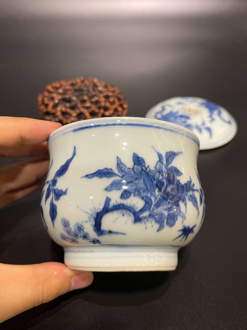 明崇祯 青花折枝花卉纹香薰 - 图6