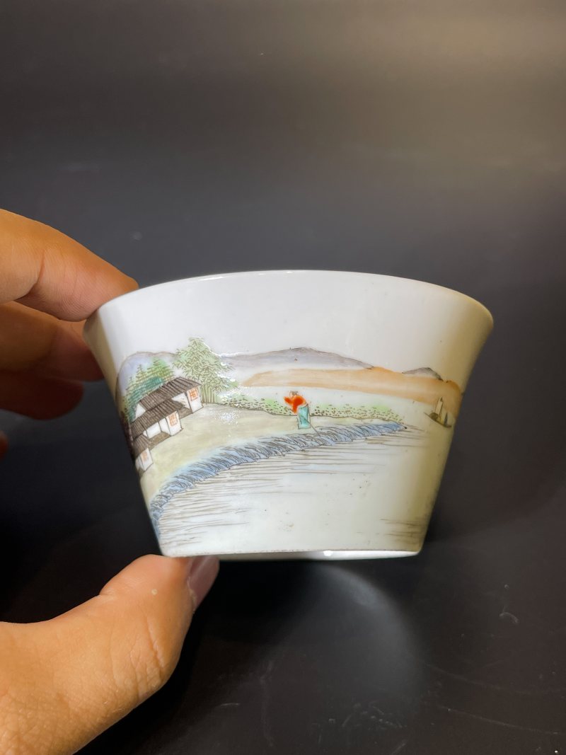 民国 粉彩山水纹马蹄杯 - 图5