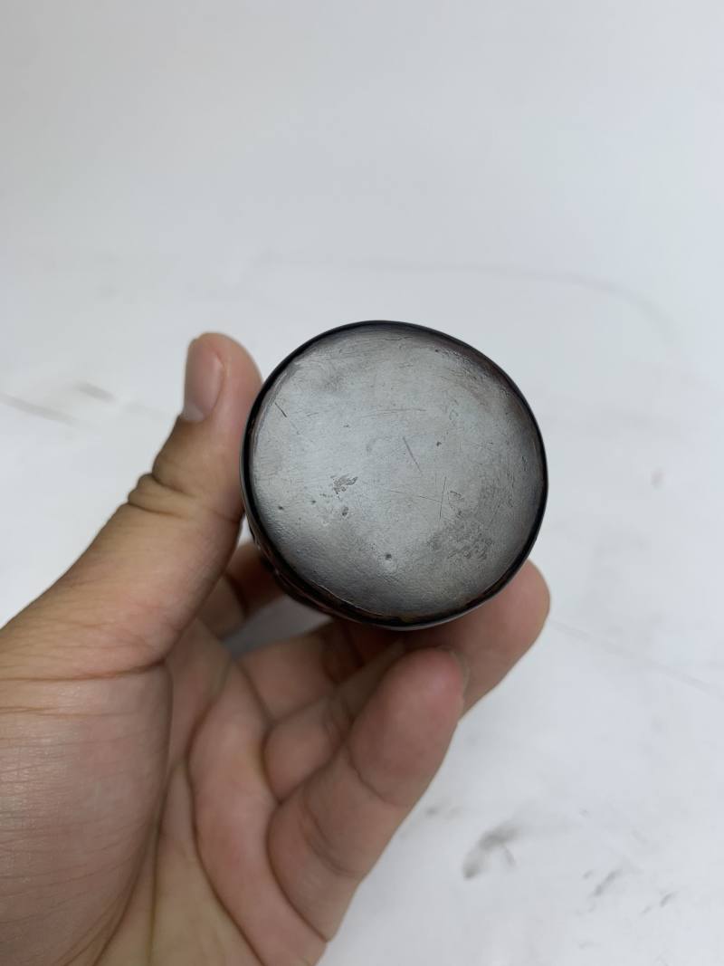 明 剔犀如意云头纹香瓶 - 图9