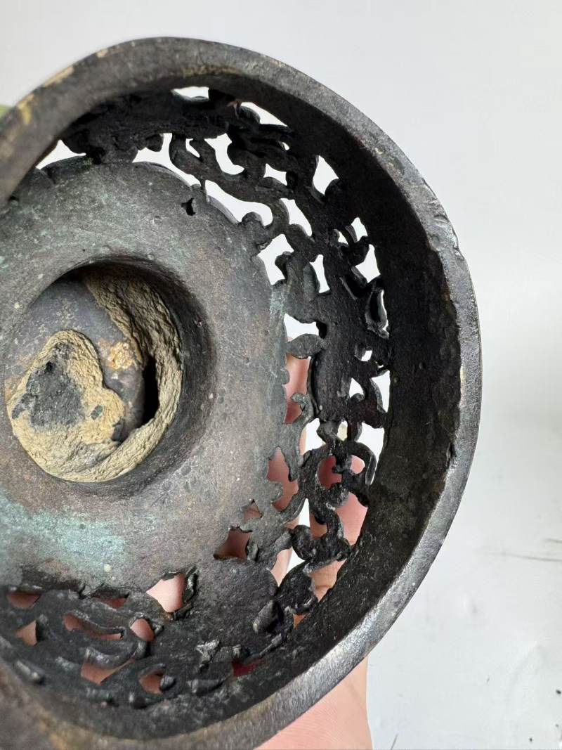 清康熙 宫廷铜嵌宝瑞兽香薰 - 图3