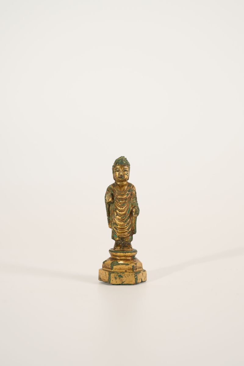 Lot924 明 铜鎏金旃檀佛 - 图2