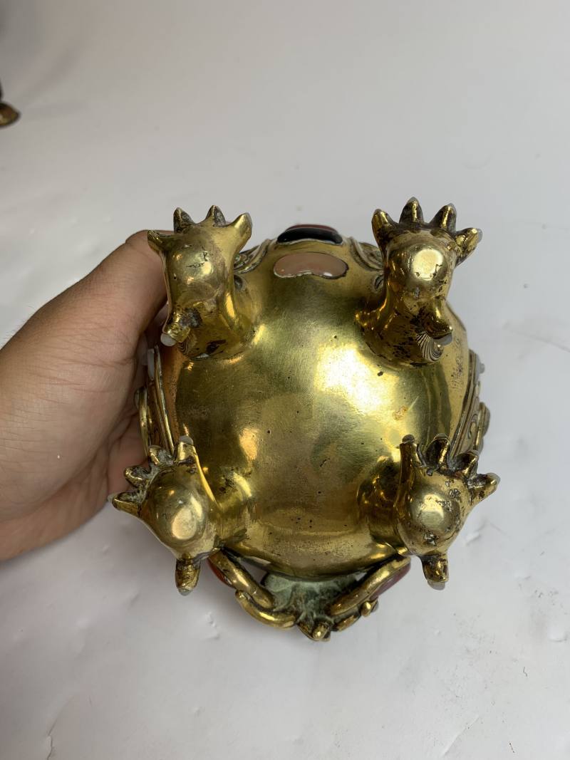 清乾隆 铜鎏金嵌百宝甪端香熏 - 图14