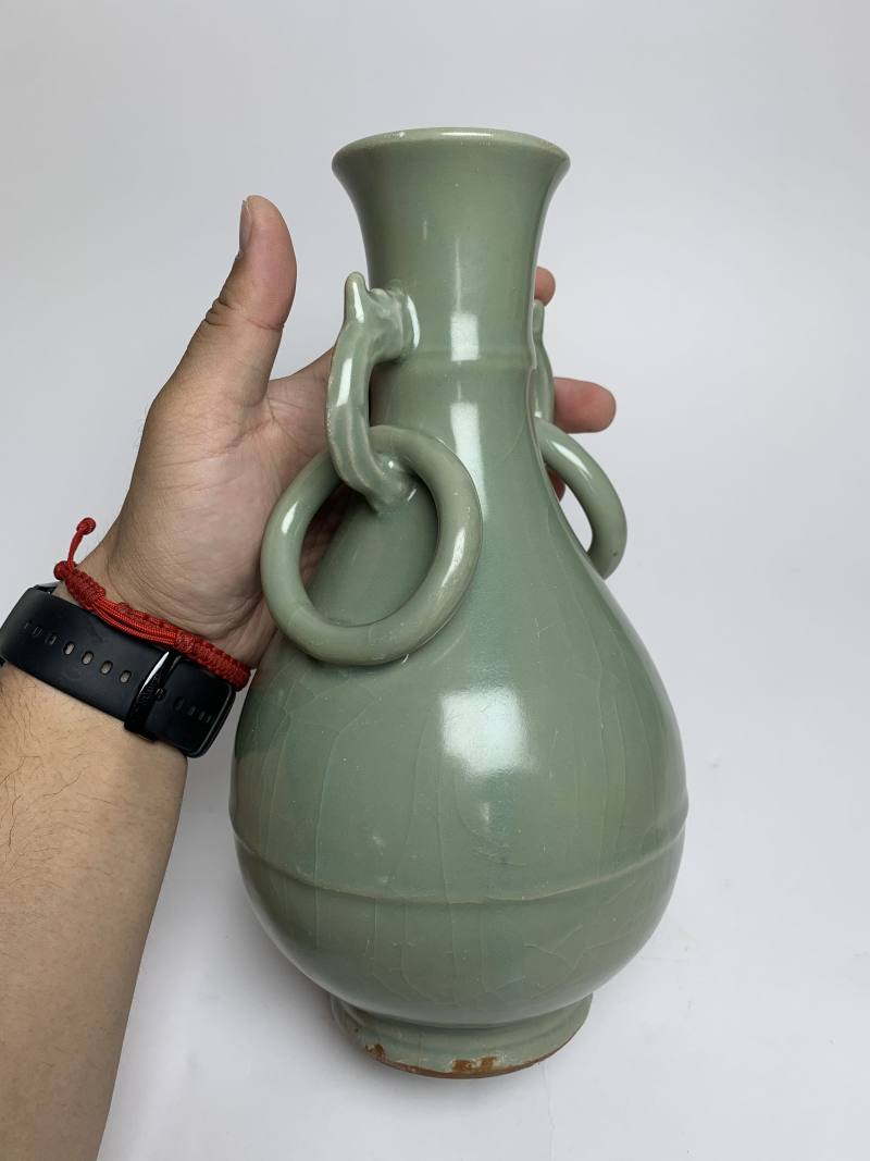 元 龙泉青釉双活环耳瓶一对 - 图6