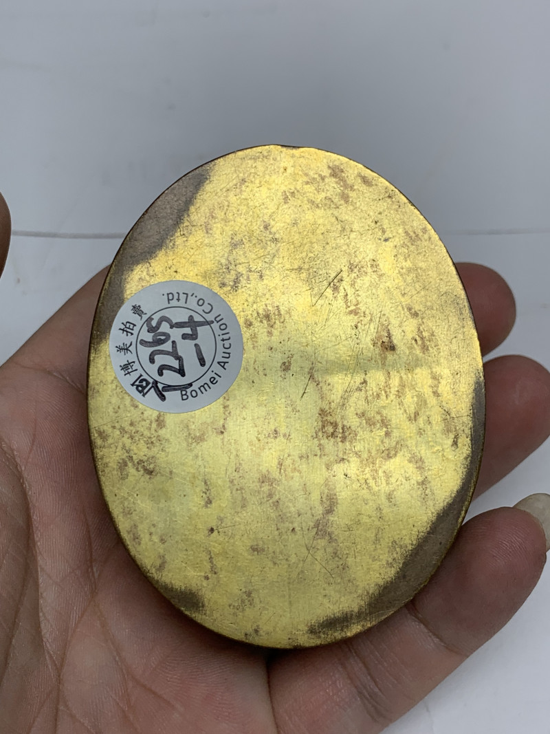 清乾隆 铜胎掐丝珐琅嵌画西洋人物图香盒 - 图9