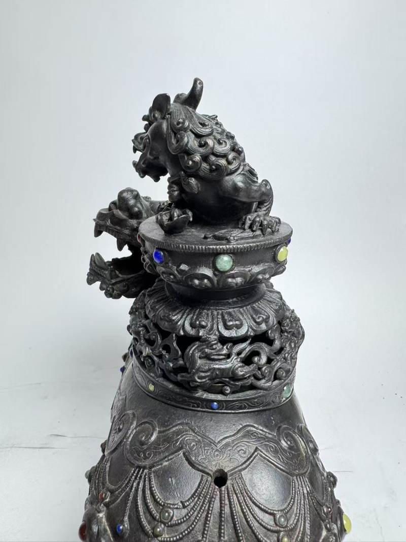 清康熙 宫廷铜嵌宝瑞兽香薰 - 图6