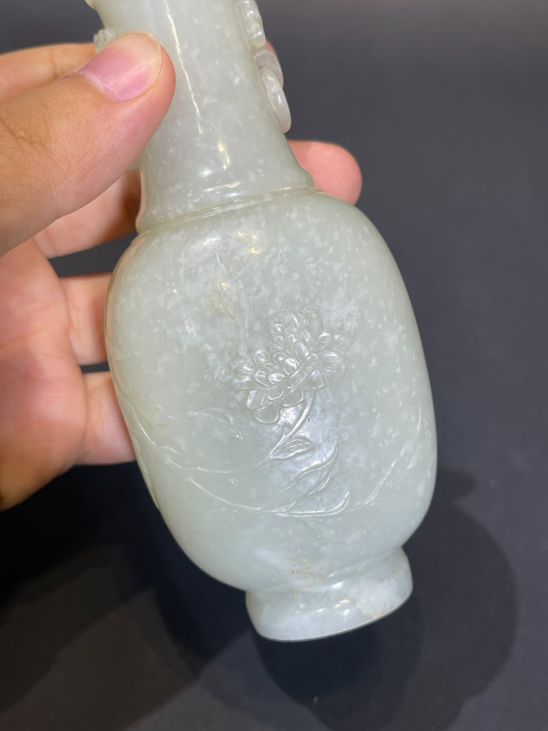 清乾隆 白玉双耳小瓶 - 图8