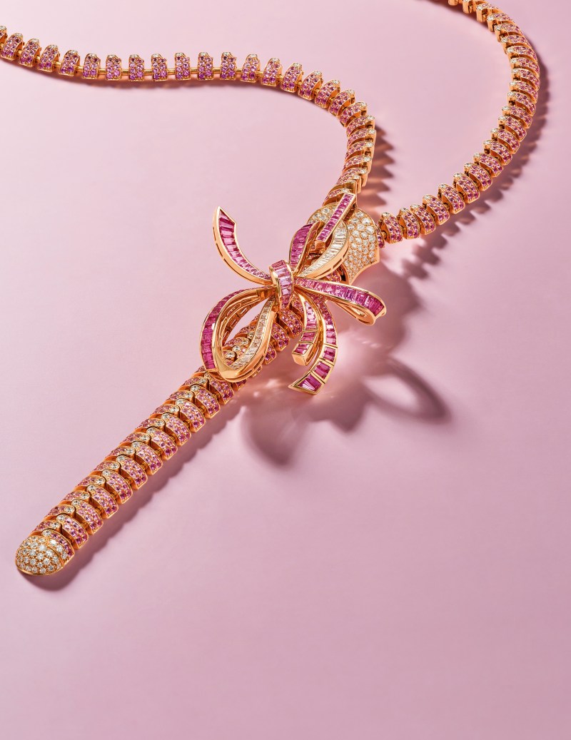 梵克雅宝（Van Cleef&Arpels）设计 粉色蓝宝石及钻石项链 - 图2