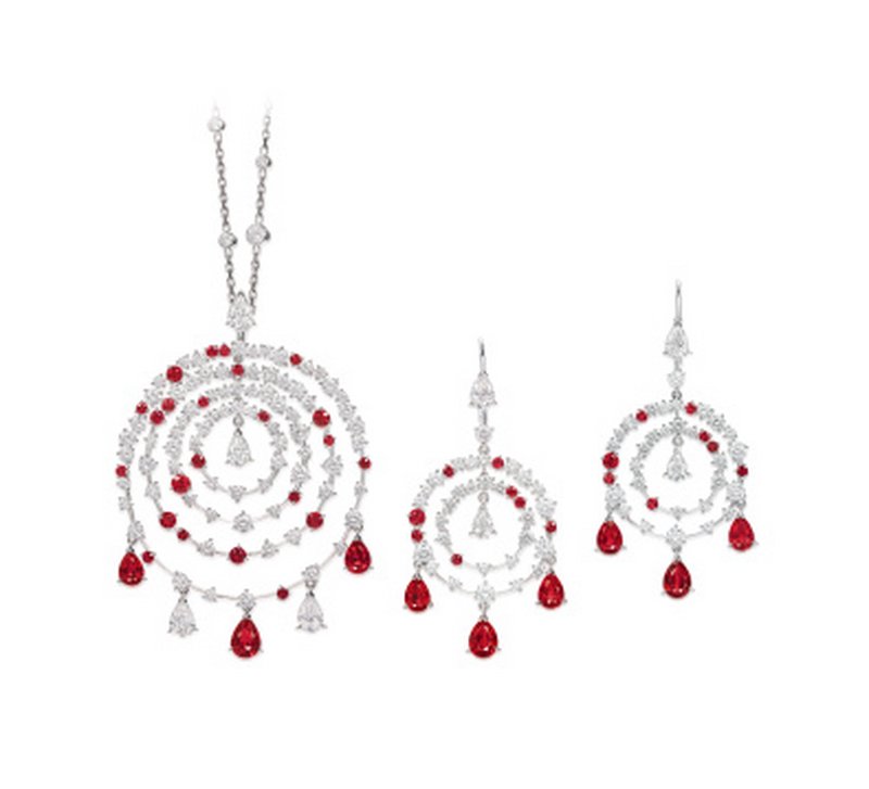 梵克雅宝（Van Cleef&Arpels）设计 红宝石配钻石项链及耳环套装