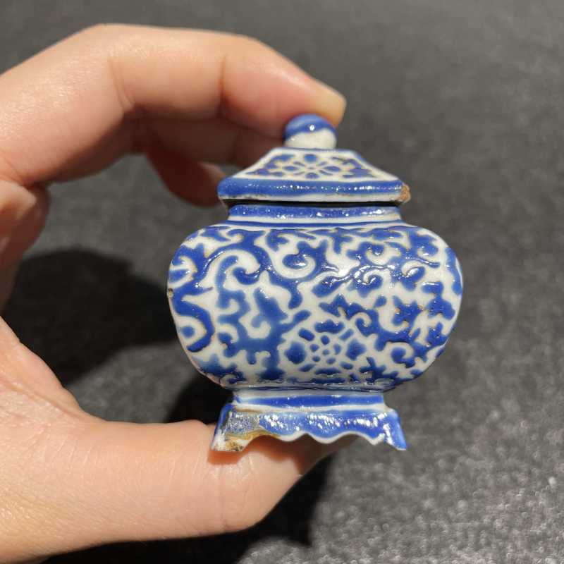 清乾隆 蓝料彩印泥盒、水丞一组两件 - 图7