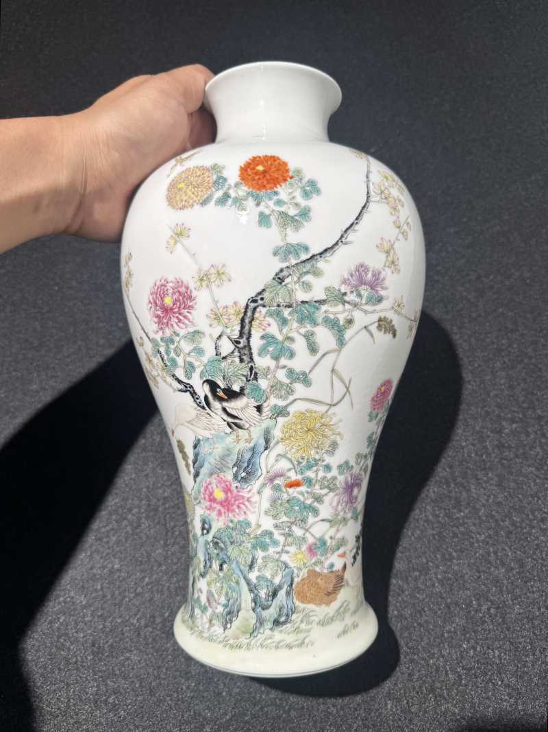 民国 粉彩花鸟纹梅瓶 - 图2