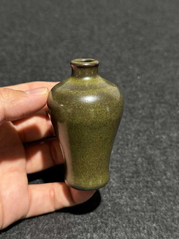 清乾隆 茶叶末釉小梅瓶 - 图4