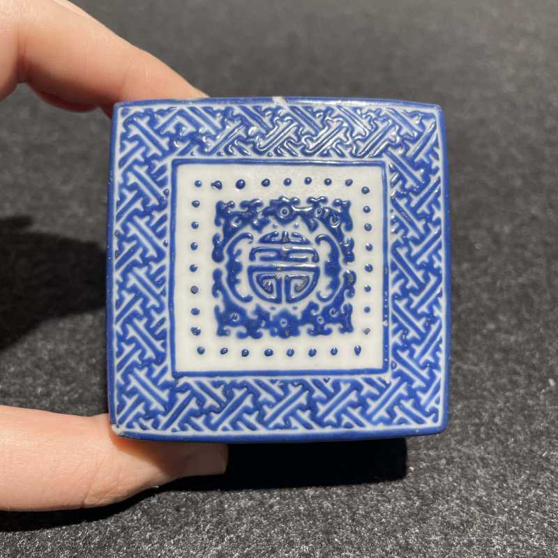 清乾隆 蓝料彩印泥盒、水丞一组两件 - 图11