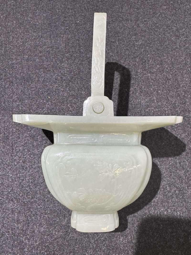 清 青白玉花篮 - 图6