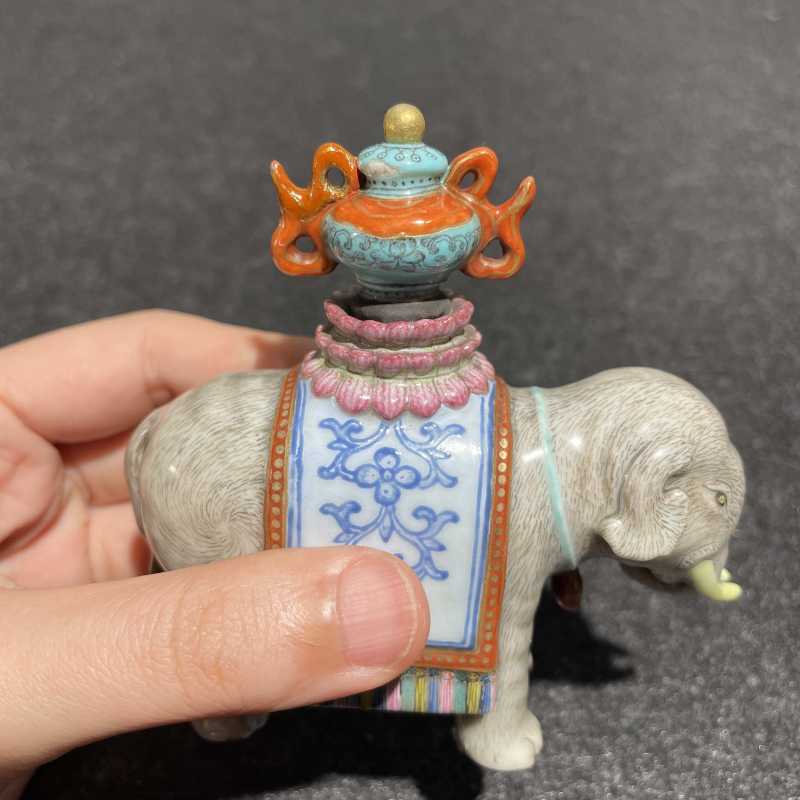 清乾隆 粉彩瓷塑七珍象宝 - 图10
