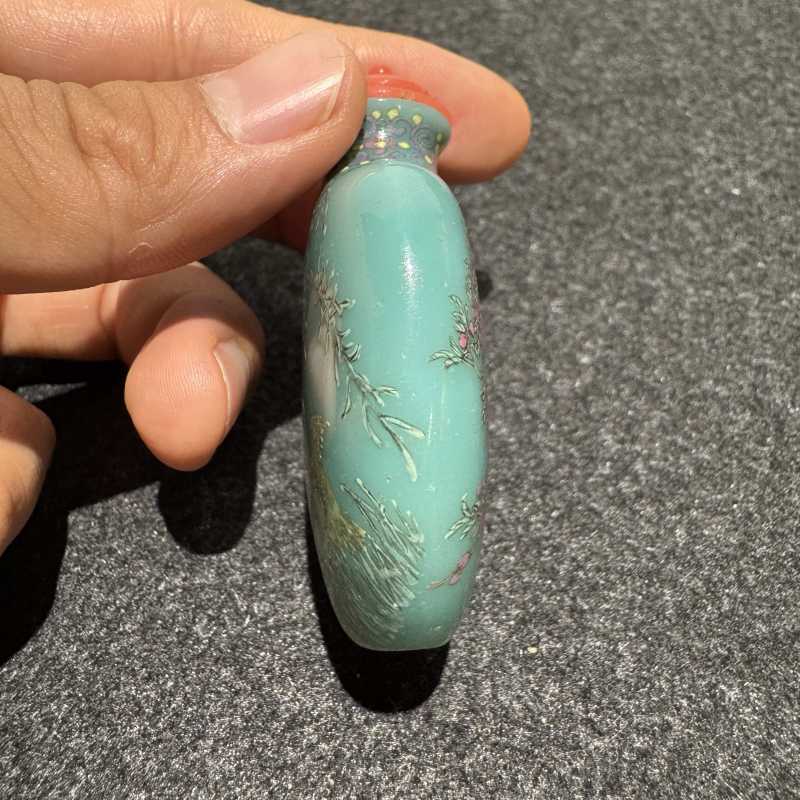 清 料胎画珐琅双鸭图鼻烟壶 - 图5