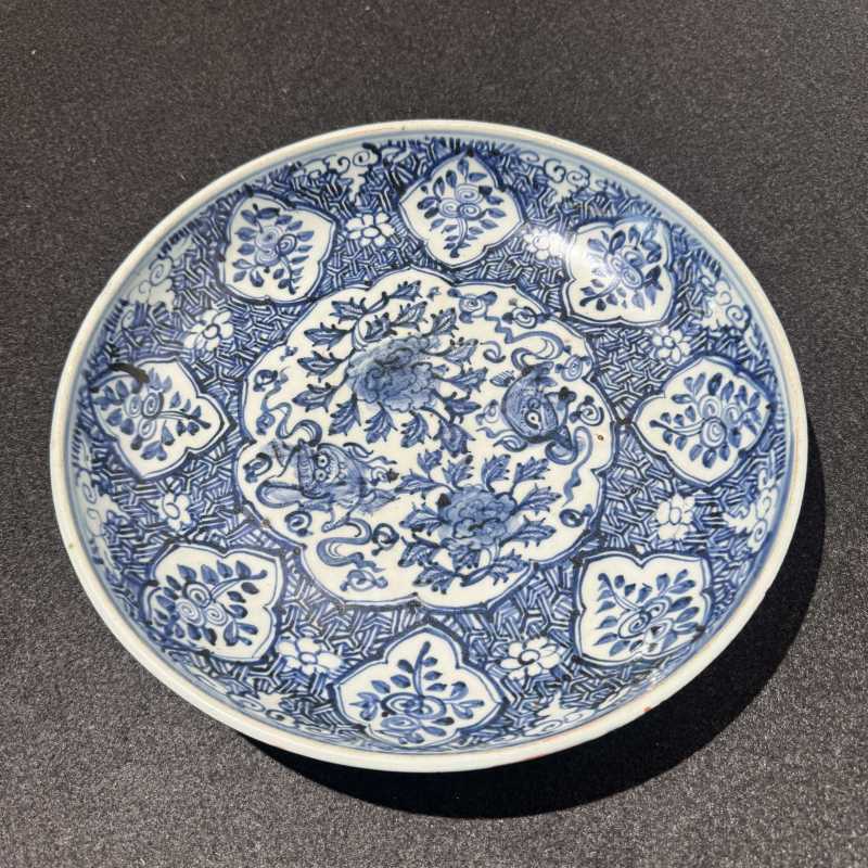 明中期 青花花卉狮纹盘 - 图4