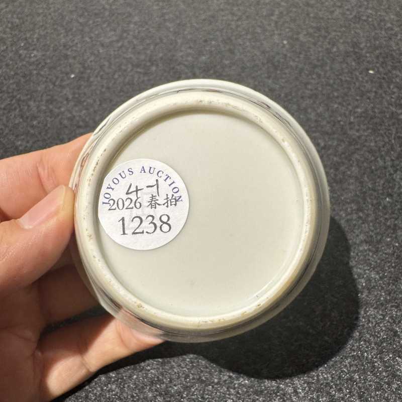 清雍正 墨彩人物故事图马蹄杯一组四件 - 图24