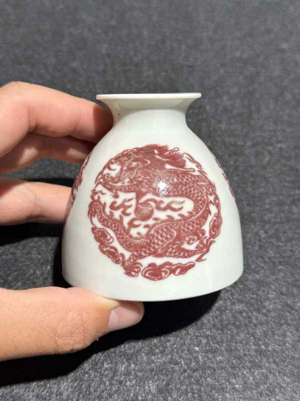 清中期 釉里红团龙纹水盂 - 图2