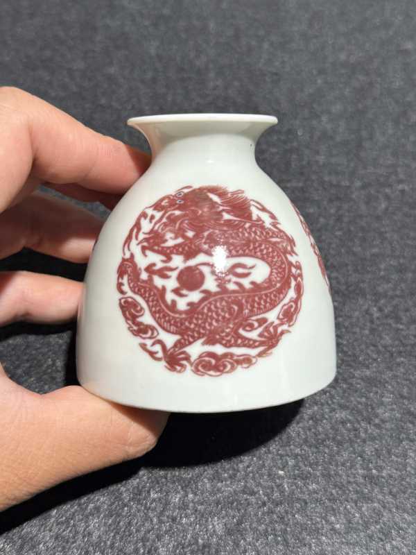 清中期 釉里红团龙纹水盂 - 图3
