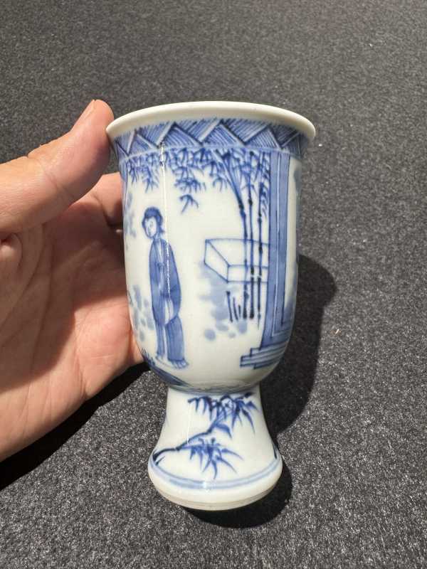 清康熙 青花教子图高足杯 - 图5