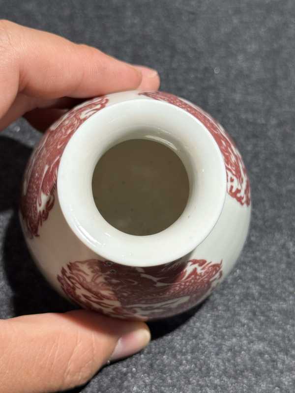 清中期 釉里红团龙纹水盂 - 图5