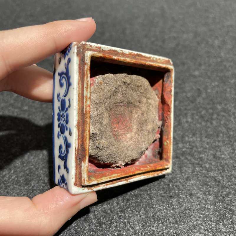 清乾隆 蓝料彩印泥盒、水丞一组两件 - 图18