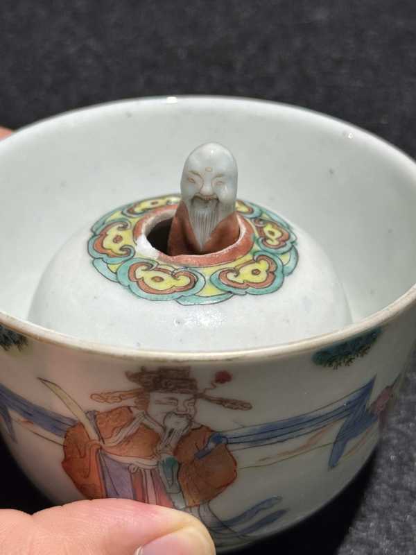 清道光 外粉彩仙人祝寿图内堆塑寿星公道杯 - 图6