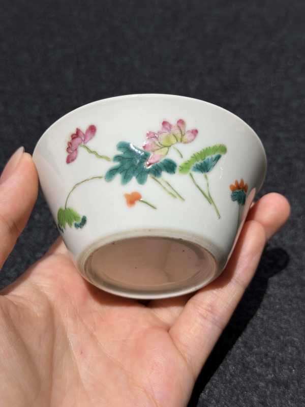 清雍正 粉彩折枝花卉纹马蹄杯一组十只 - 图23