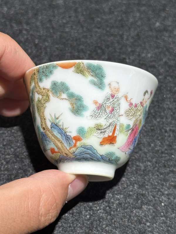 清嘉庆 粉彩八仙人物故事图杯一对 - 图12