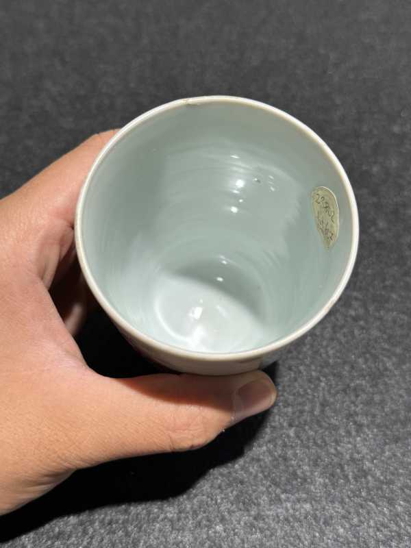 清康熙 五彩才子佳人图诗文杯 - 图3