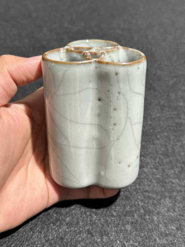 清乾隆 哥釉三联笔插 - 图5