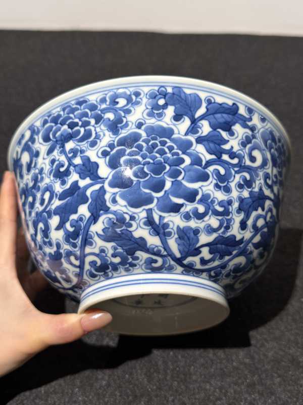清康熙 青花缠枝牡丹纹碗 - 图2