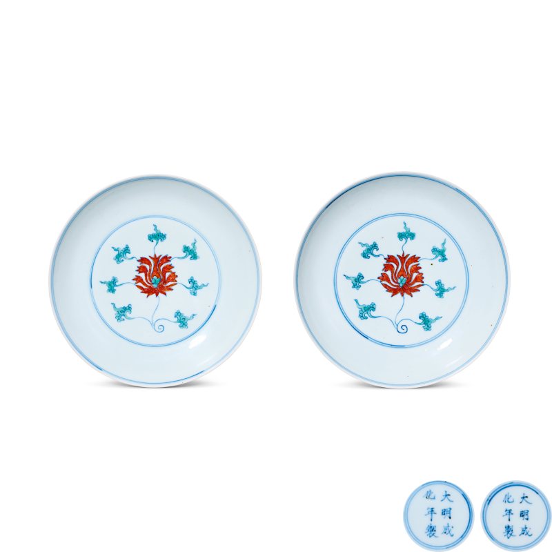 清康熙 斗彩花卉纹盘一对