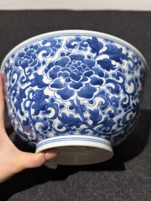 清康熙 青花缠枝牡丹纹碗 - 图3