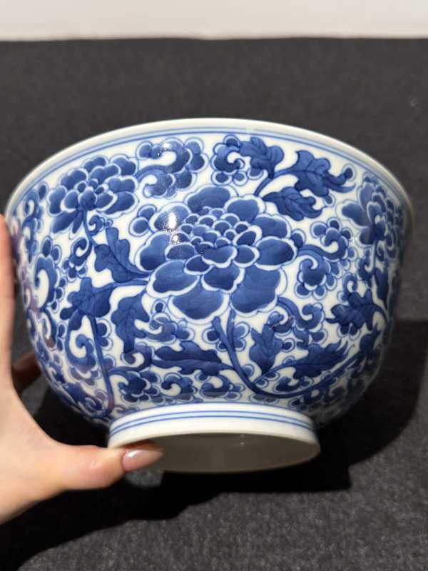 清康熙 青花缠枝牡丹纹碗 - 图4