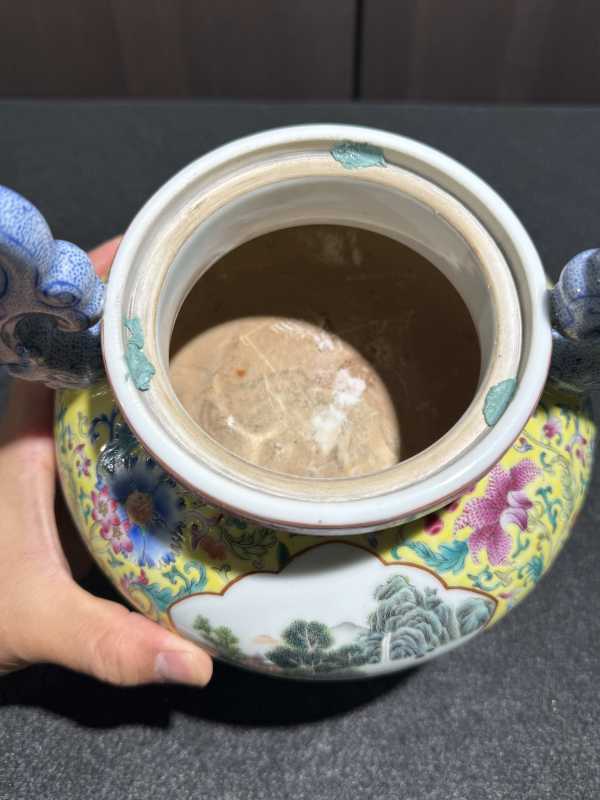 民国 洋彩山水三足兽钮香薰 - 图9