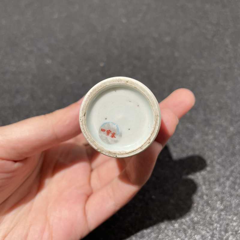 清中期 青花釉里红十二生肖图鼻烟壶 - 图9