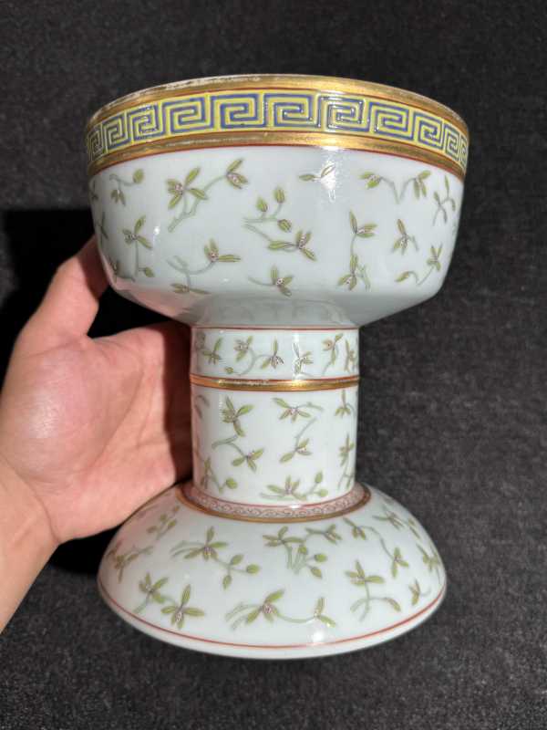 清光绪 粉彩描金折枝兰花豆 - 图4