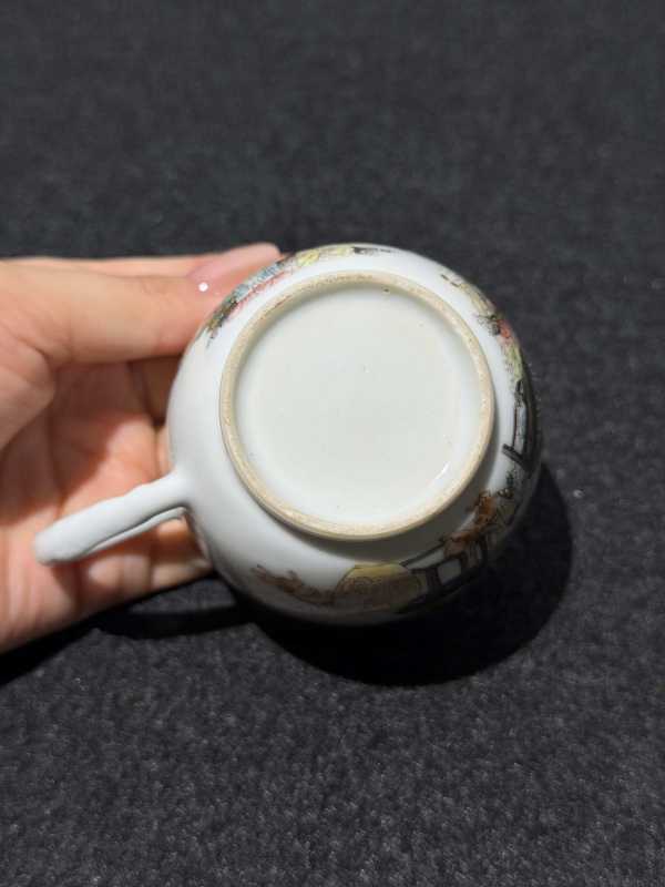 清乾隆 粉彩描金杯碟一组 - 图10