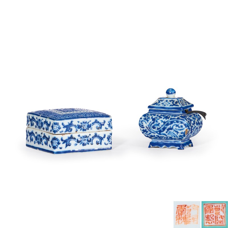 清乾隆 蓝料彩印泥盒、水丞一组两件