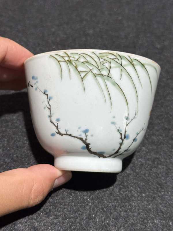 清光绪（1879年） 任焕章制浅绛彩寿眉诗文杯 - 图6
