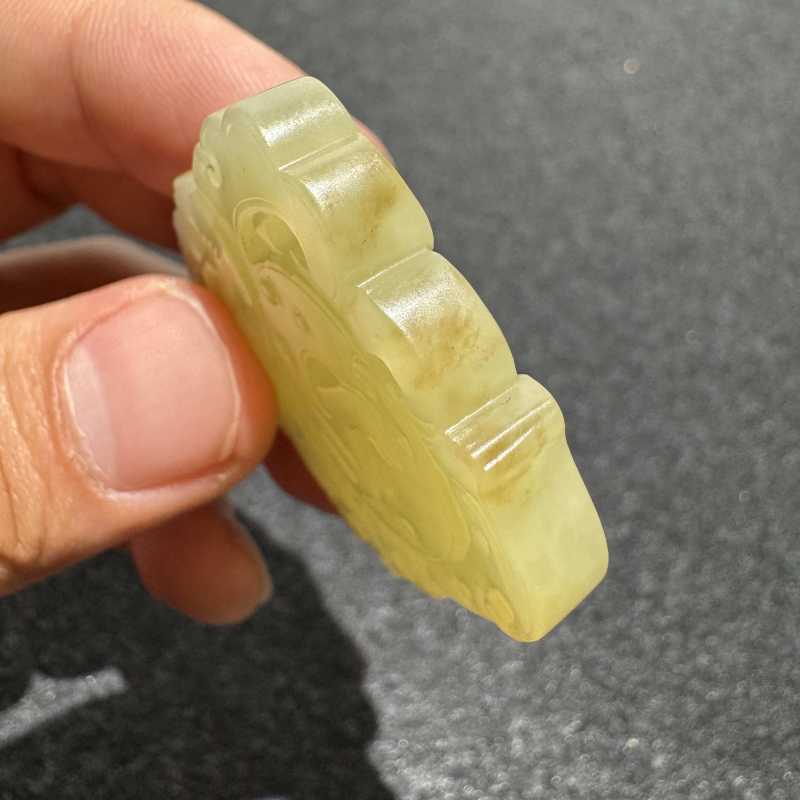 清 黄玉鱼化龙纹牌 - 图8