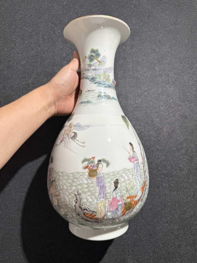 民国 粉彩群仙祝寿图瓶一对 - 图9