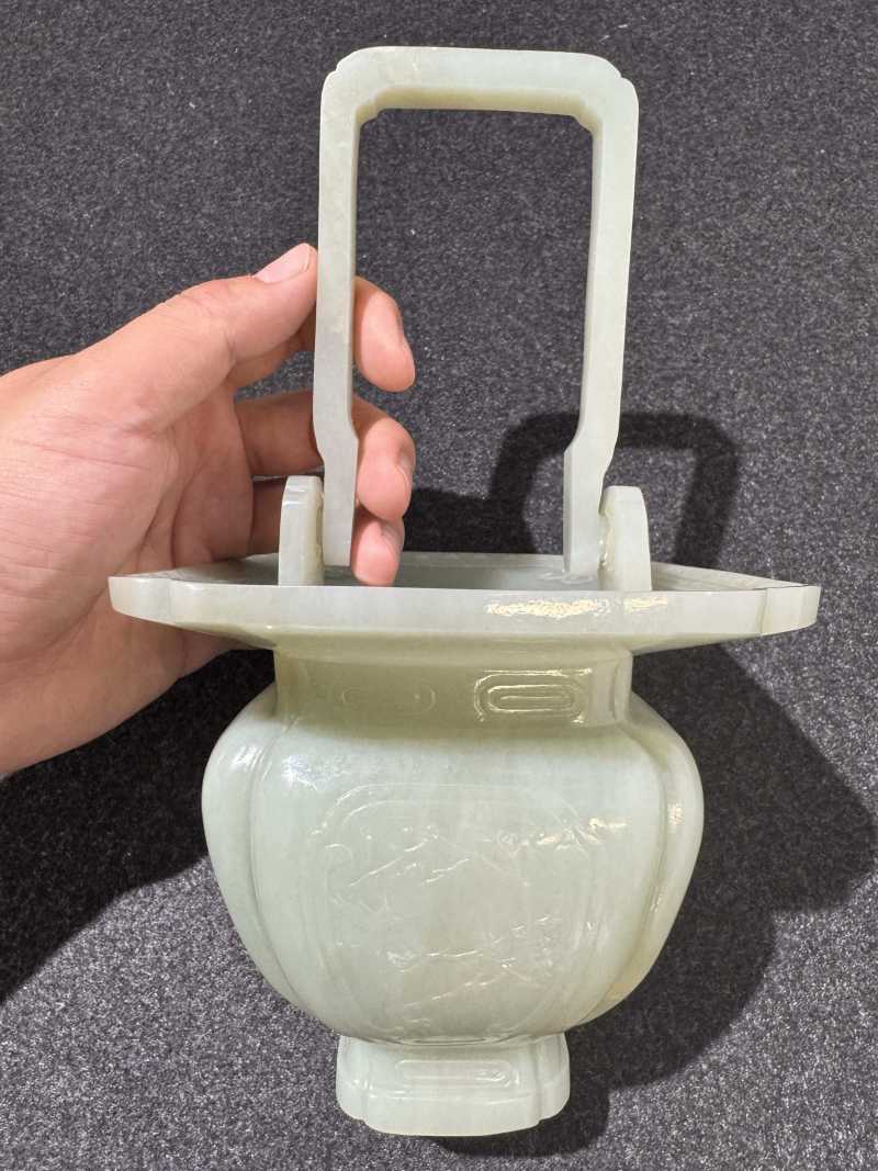 清 青白玉花篮 - 图5