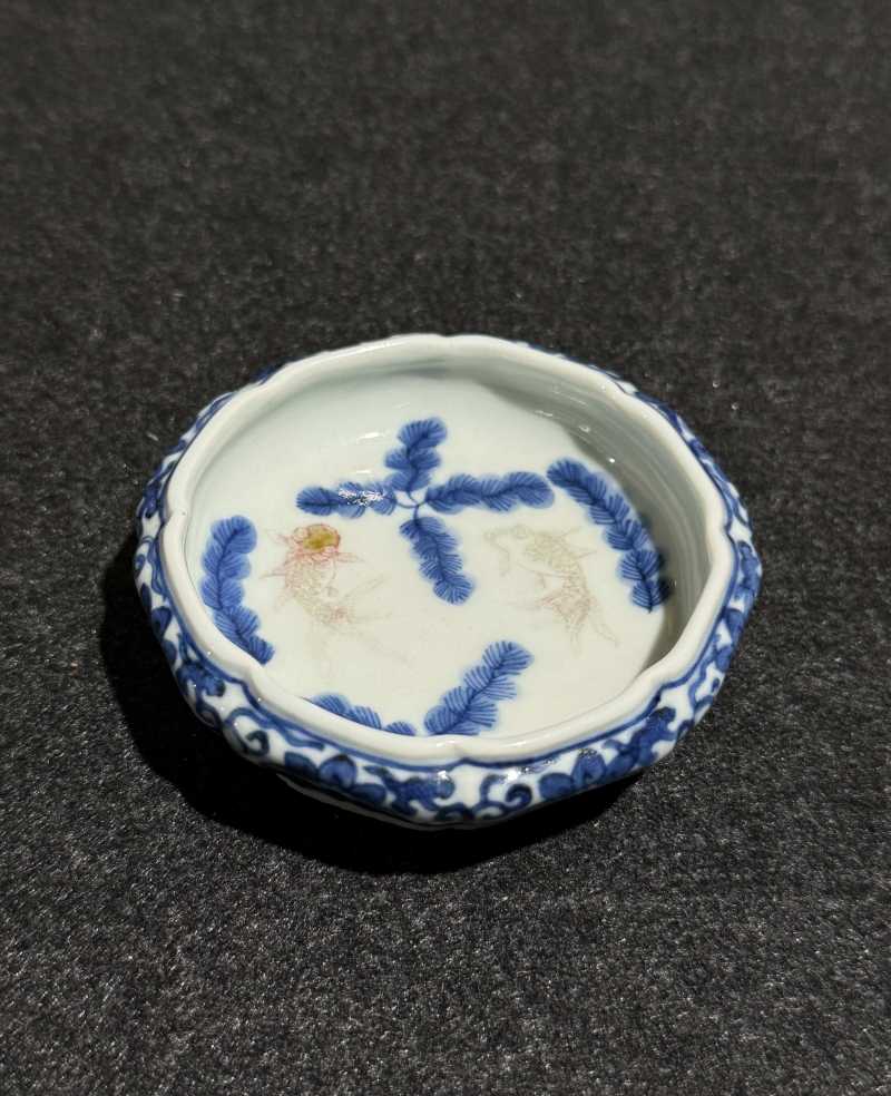 清中期 青花釉里红鱼藻纹陶公洗 - 图2