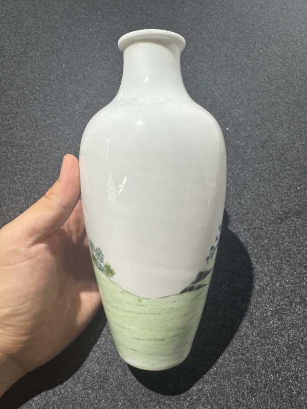 民国 粉彩孝感动天人物瓶 - 图5
